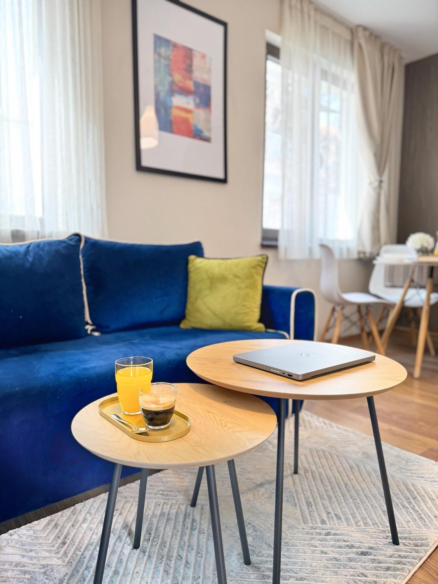 Top Centre Plovdiv Apt. With Parking For 4 Guests Luaran gambar