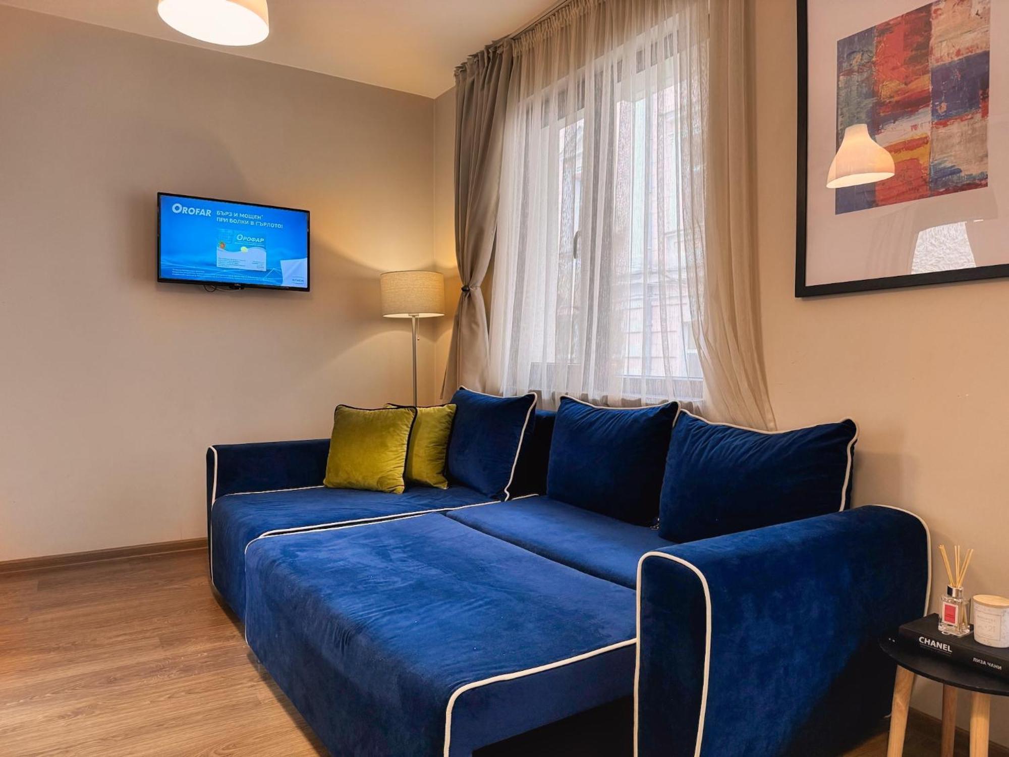 Top Centre Plovdiv Apt. With Parking For 4 Guests Luaran gambar
