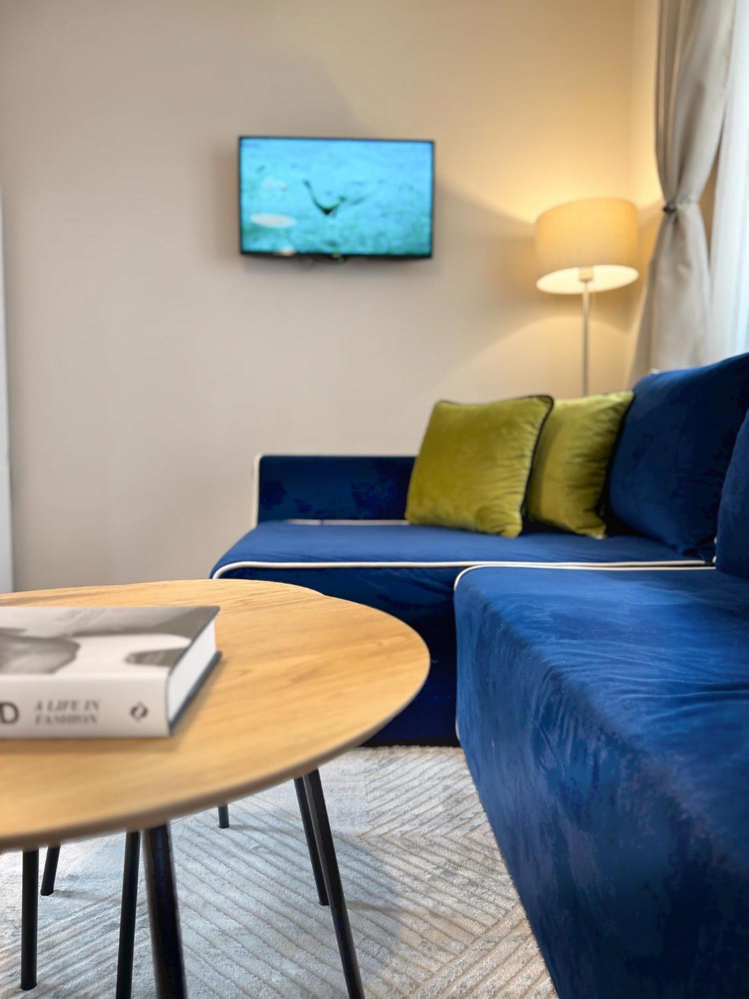 Top Centre Plovdiv Apt. With Parking For 4 Guests Luaran gambar