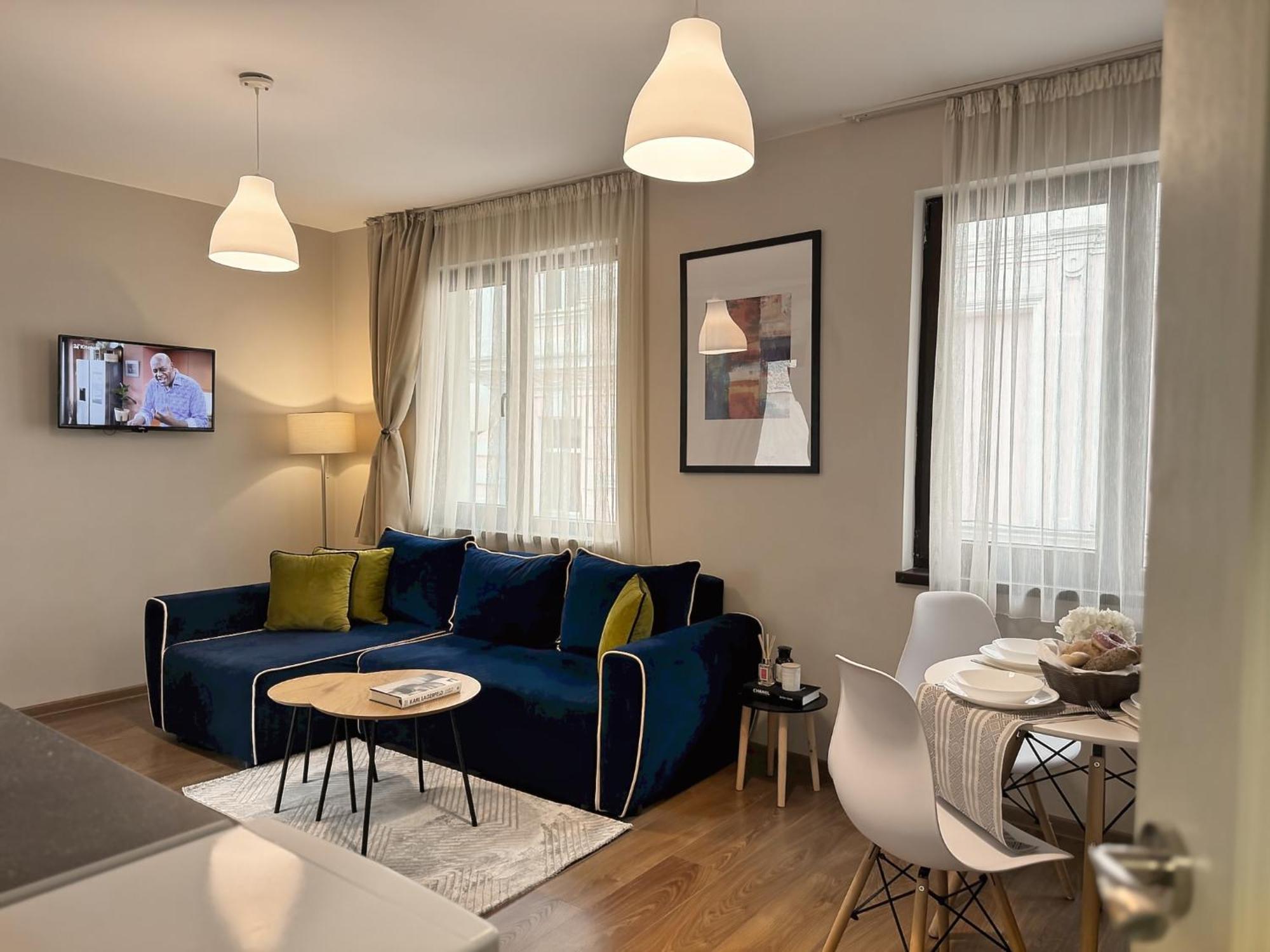 Top Centre Plovdiv Apt. With Parking For 4 Guests Luaran gambar
