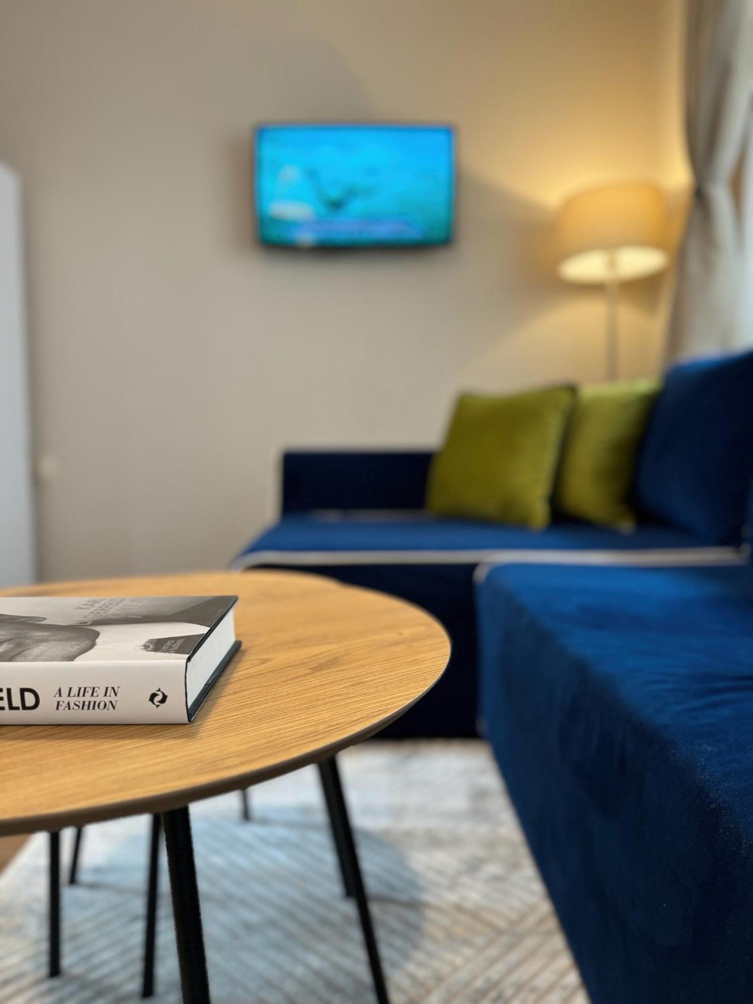 Top Centre Plovdiv Apt. With Parking For 4 Guests Luaran gambar