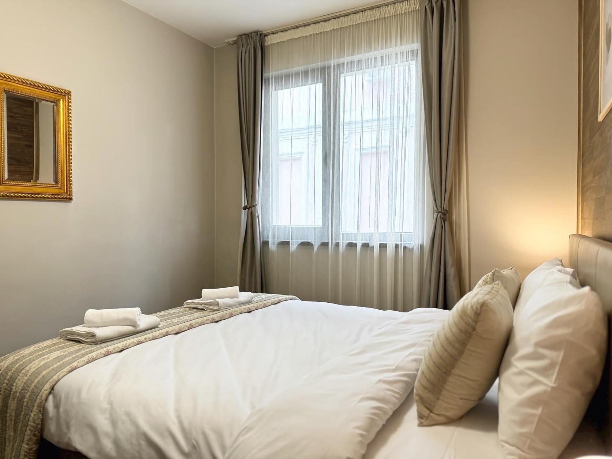 Top Centre Plovdiv Apt. With Parking For 4 Guests Luaran gambar